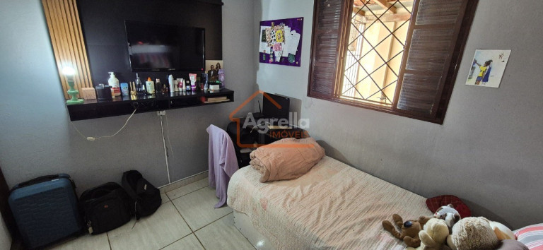 Imagem Casa com 3 Quartos à Venda, 120 m² em Jardim Zaniboni - Mogi Guaçu Imagem Casa com 3 Quartos à Venda, 120 m² em Jardim Zaniboni - Mogi Guaçu