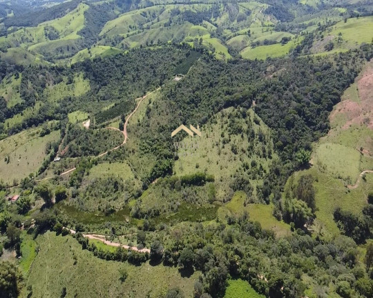 Imagem Imóvel com 3 Quartos à Venda, 55 m² em Brasilândia - Carmópolis De Minas Imagem Imóvel com 3 Quartos à Venda, 55 m² em Brasilândia - Carmópolis De Minas