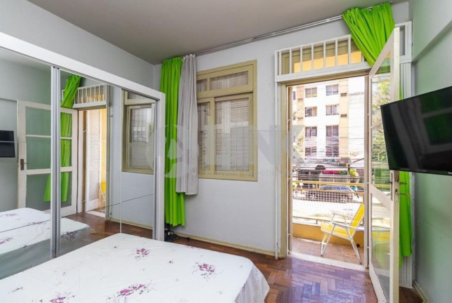 Imagem Apartamento com 2 Quartos à Venda, 64 m² em Azenha - Porto Alegre Imagem Apartamento com 2 Quartos à Venda, 64 m² em Azenha - Porto Alegre