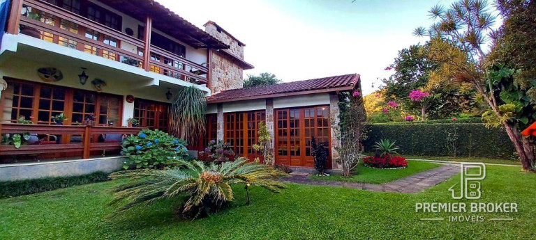 Casa com 4 Quartos à Venda, 200 m² em Albuquerque - Teresópolis