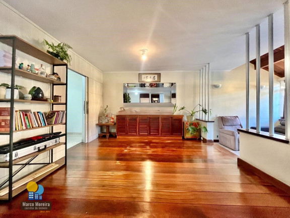 Imagem Casa com 4 Quartos à Venda, 205 m² em Itacorubi - Florianópolis Imagem Casa com 4 Quartos à Venda, 205 m² em Itacorubi - Florianópolis