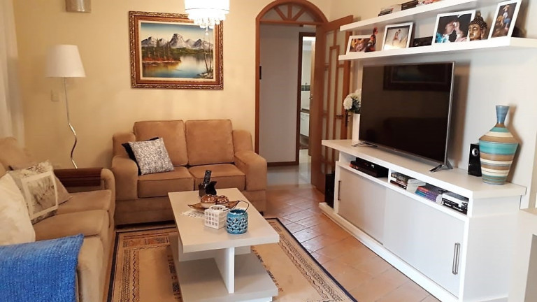 Imagem Sobrado com 3 Quartos à Venda, 411 m² em Igara - Canoas Imagem Sobrado com 3 Quartos à Venda, 411 m² em Igara - Canoas