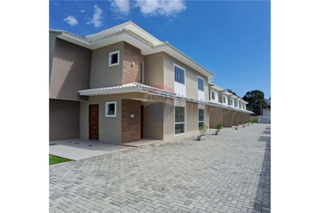 Imagem Casa de Condomínio com 2 Quartos à Venda, 157 m² em Ponta Negra - Maricá