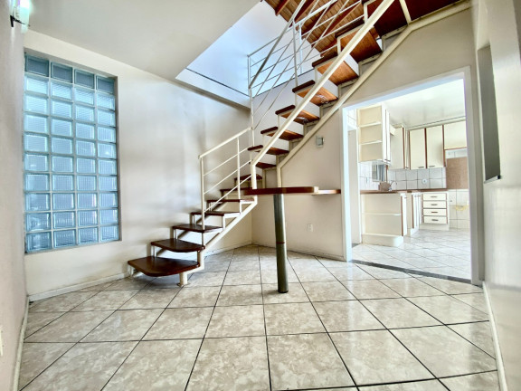 Imagem Casa com 3 Quartos à Venda, 350 m² em Bela Vista - São José