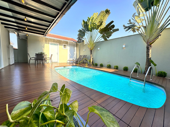 Imagem Casa com 4 Quartos à Venda, 284 m² em Iririú - Joinville Imagem Casa com 4 Quartos à Venda, 284 m² em Iririú - Joinville