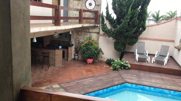 Imagem Casa com 4 Quartos à Venda, 111 m² em Cidade Líder - São Paulo Imagem Casa com 4 Quartos à Venda, 111 m² em Cidade Líder - São Paulo