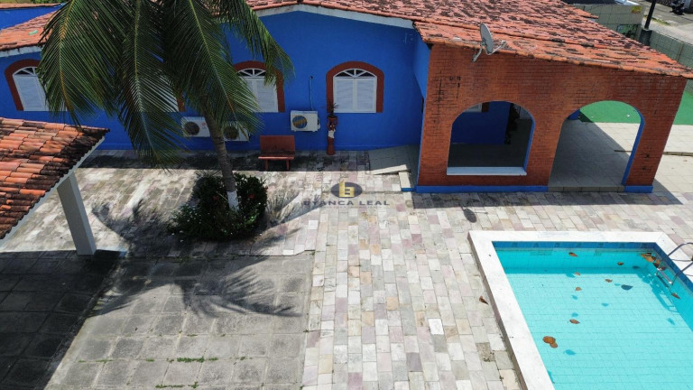 Imagem Casa com 4 Quartos à Venda, 351 m² em Cordeiro - Recife Imagem Casa com 4 Quartos à Venda, 351 m² em Cordeiro - Recife