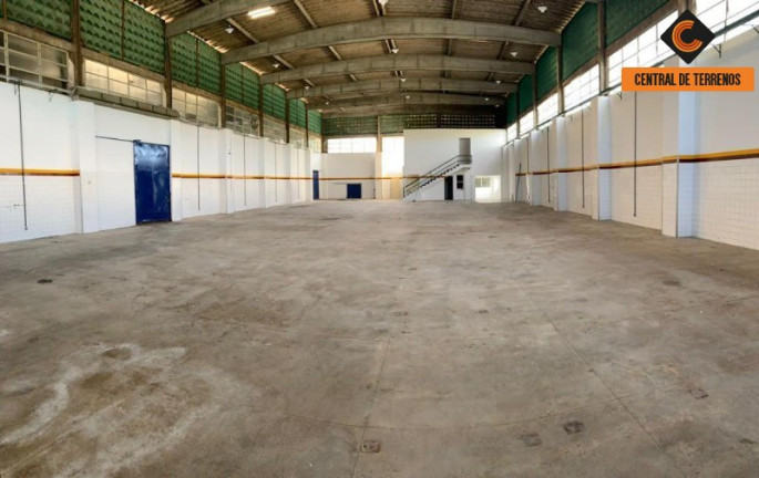Imagem Imóvel para Alugar, 2.000 m² em Pirajá - Salvador Imagem Imóvel para Alugar, 2.000 m² em Pirajá - Salvador
