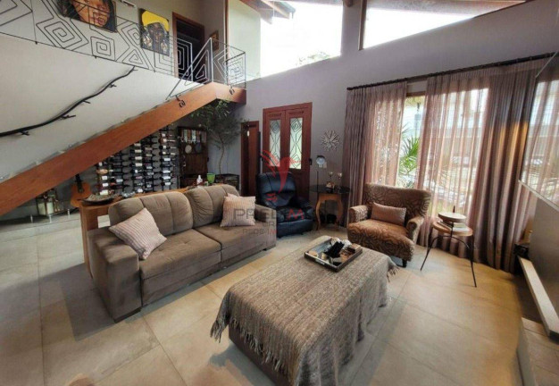 Imagem Casa com 3 Quartos à Venda, 425 m² em Saco Grande - Florianópolis Imagem Casa com 3 Quartos à Venda, 425 m² em Saco Grande - Florianópolis