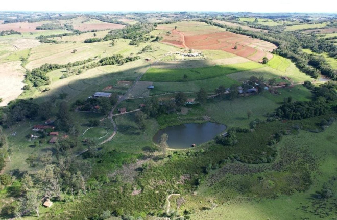 Imagem Fazenda à Venda, 124 m² em Rural - Itapetininga