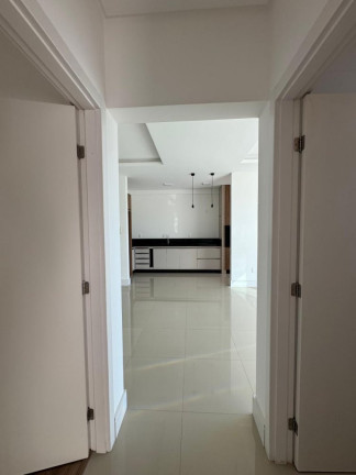 Imagem Apartamento com 2 Quartos à Venda, 77 m² em Centro - Camboriú Imagem Apartamento com 2 Quartos à Venda, 77 m² em Centro - Camboriú