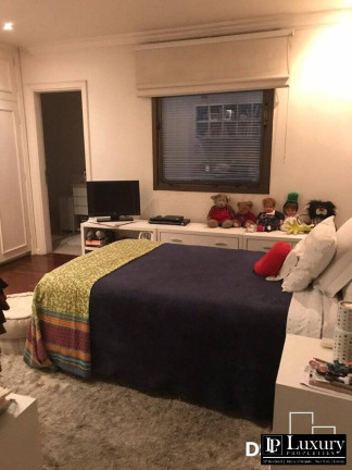 Imagem Apartamento com 4 Quartos à Venda, 350 m² em Itaim Bibi - São Paulo Imagem Apartamento com 4 Quartos à Venda, 350 m² em Itaim Bibi - São Paulo