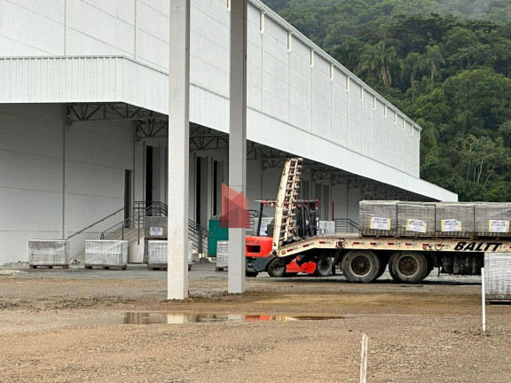 Imagem Galpão para Alugar, 17.300 m² em São Domingos - Navegantes Imagem Galpão para Alugar, 17.300 m² em São Domingos - Navegantes
