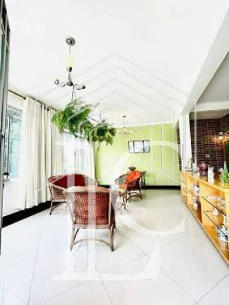 Imagem Casa com 3 Quartos à Venda, 225 m² em Vila Mariana - São Paulo Imagem Casa com 3 Quartos à Venda, 225 m² em Vila Mariana - São Paulo