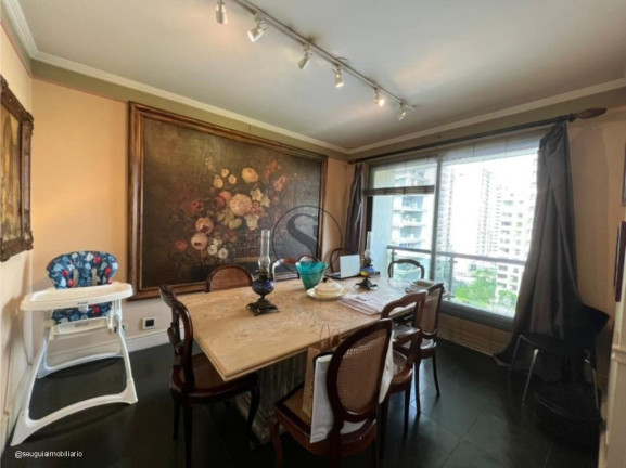 Imagem Apartamento com 3 Quartos à Venda, 220 m² em Itaim Bibi - São Paulo