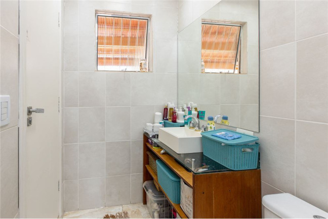 Imagem Casa com 4 Quartos à Venda, 117 m² em Jardim Aeroporto - São Paulo