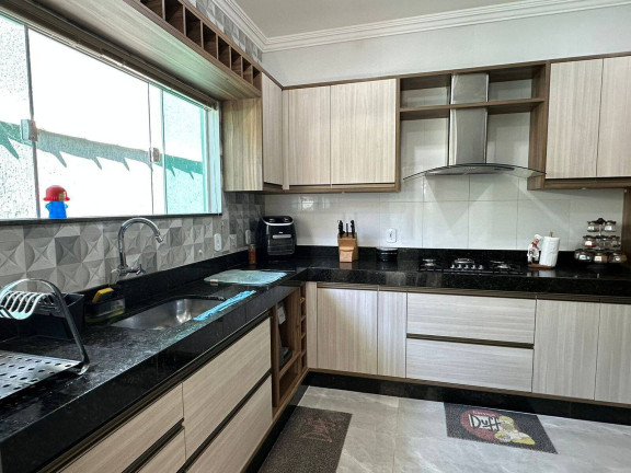 Imagem Casa com 3 Quartos à Venda, 315 m² em Ponte Dos Leites - Araruama