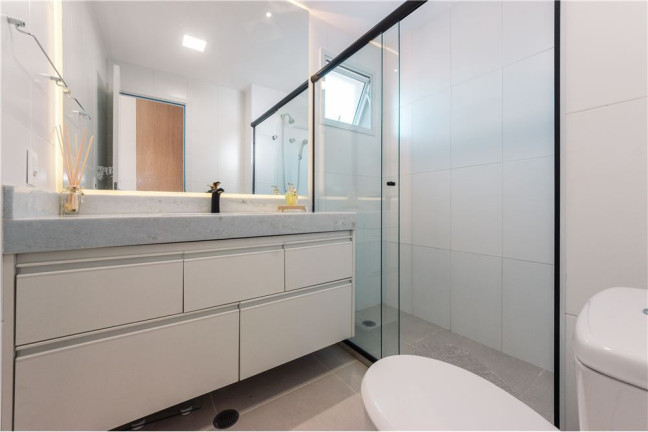 Imagem Imóvel com 3 Quartos à Venda, em Saúde - São Paulo Imagem Imóvel com 3 Quartos à Venda, em Saúde - São Paulo