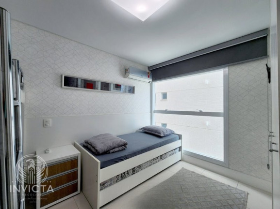 Imagem Apartamento com 3 Quartos à Venda, 200 m² em Centro - Balneário Camboriú