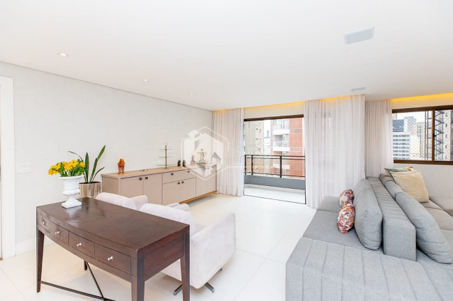 Imagem Apartamento com 4 Quartos à Venda, 197 m² em Jardim Europa - São Paulo
