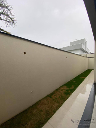 Imagem Casa com 3 Quartos à Venda, em Loteamento Floresta - São José Dos Campos Imagem Casa com 3 Quartos à Venda, em Loteamento Floresta - São José Dos Campos