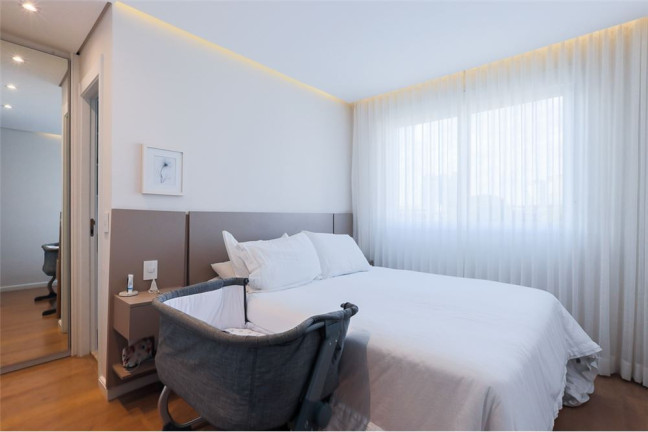 Imagem Imóvel com 3 Quartos à Venda, em Barra Funda - São Paulo Imagem Imóvel com 3 Quartos à Venda, em Barra Funda - São Paulo