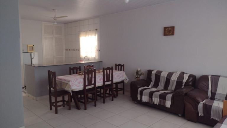 Imagem Casa com 3 Quartos à Venda, 112 m² em Jardim Suarão - Itanhaém