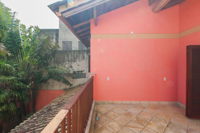 Imagem Casa com 3 Quartos à Venda, 337 m² em Cascata - Porto Alegre Imagem Casa com 3 Quartos à Venda, 337 m² em Cascata - Porto Alegre