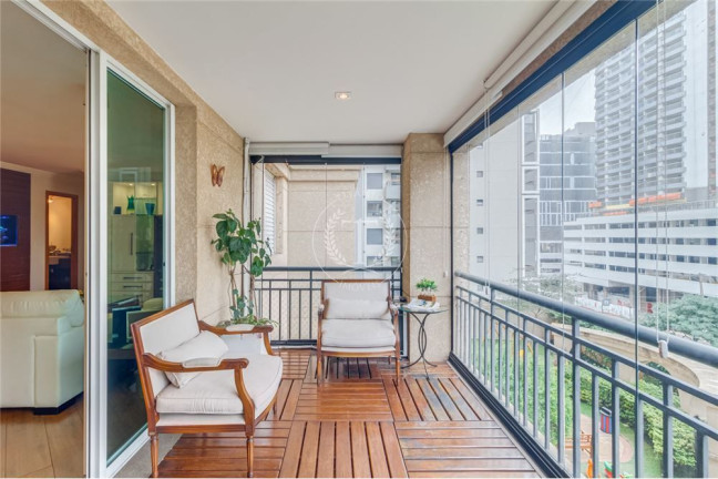 Imagem Apartamento com 3 Quartos à Venda, 125 m² em Brooklin Paulista - São Paulo Imagem Apartamento com 3 Quartos à Venda, 125 m² em Brooklin Paulista - São Paulo