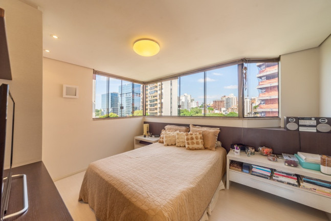 Imagem Imóvel com 4 Quartos à Venda, 330 m² em Bela Vista - Porto Alegre