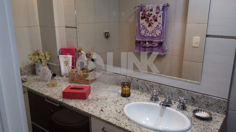 Imagem Apartamento com 2 Quartos à Venda, 63 m² em Santana - Porto Alegre