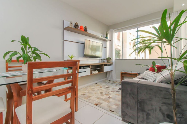 Imagem Apartamento com 2 Quartos à Venda, 51 m² em Hípica - Porto Alegre Imagem Apartamento com 2 Quartos à Venda, 51 m² em Hípica - Porto Alegre