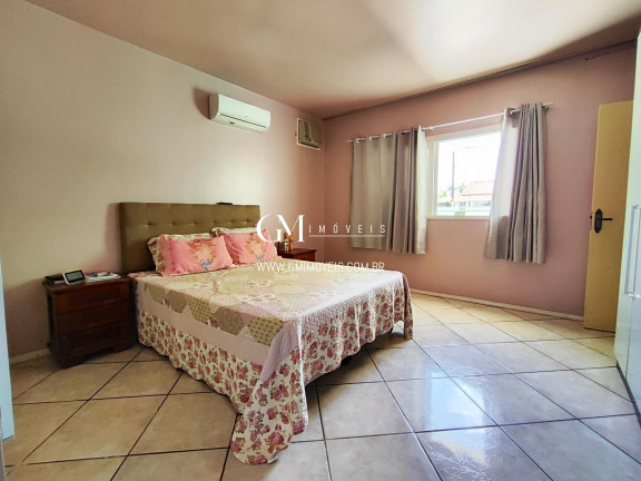 Casa com 4 Quartos à Venda, 240 m² em Vila São João - Torres