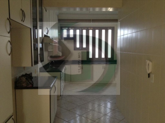 Imagem Casa com 6 Quartos à Venda, 380 m² Imagem Casa com 6 Quartos à Venda, 380 m²