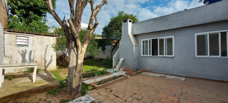 Imagem Casa com 2 Quartos à Venda, 200 m² em Princesa Isabel - Cachoeirinha