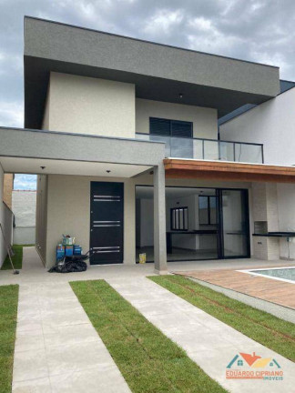Imagem Sobrado com 4 Quartos à Venda, 180 m² em Balneário Copacabana - Caraguatatuba
