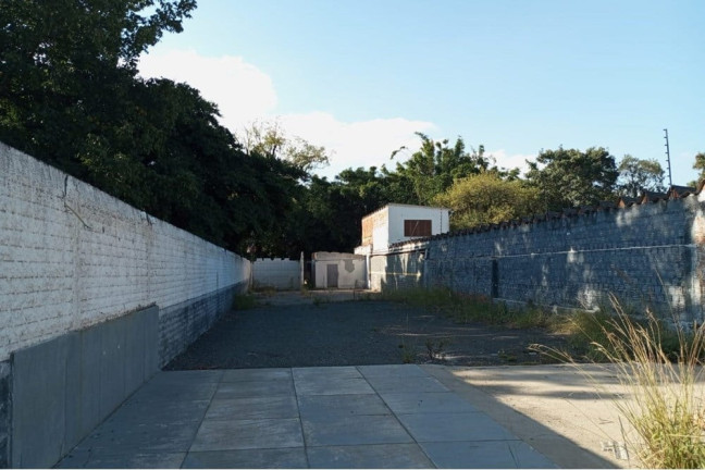 Imagem Terreno à Venda, 844 m² em Jardim Sabará - Porto Alegre Imagem Terreno à Venda, 844 m² em Jardim Sabará - Porto Alegre
