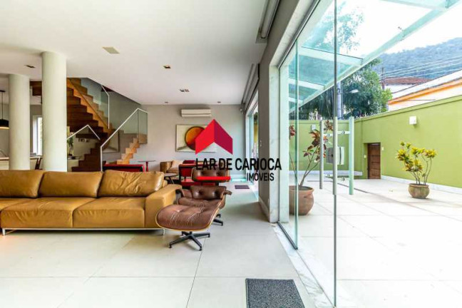 Imagem Imóvel com 4 Quartos à Venda, 595 m² em Humaitá - Rio De Janeiro