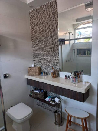 Imagem Casa com 3 Quartos à Venda, 336 m² em Vila Galvão - Jundiaí