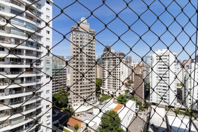 Imagem Imóvel com 3 Quartos à Venda, 261 m² em Itaim Bibi - São Paulo