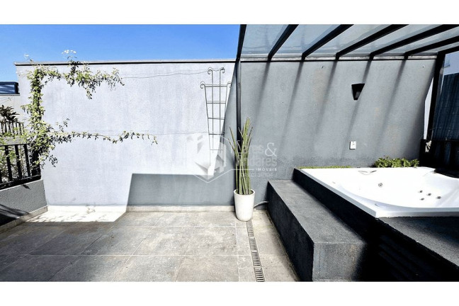 Imagem Casa com 2 Quartos à Venda, 126 m² em Real Parque - São Paulo Imagem Casa com 2 Quartos à Venda, 126 m² em Real Parque - São Paulo