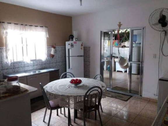Imagem Casa com 2 Quartos à Venda, 120 m² em Parque Aeroporto - Taubaté Imagem Casa com 2 Quartos à Venda, 120 m² em Parque Aeroporto - Taubaté