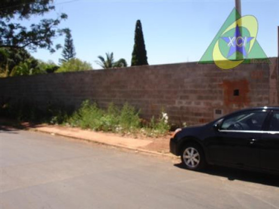 Imagem Terreno à Venda ou Locação, 1.700 m² em Parque Rural Fazenda Santa Cândida - Campinas Imagem Terreno à Venda ou Locação, 1.700 m² em Parque Rural Fazenda Santa Cândida - Campinas