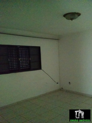 Imagem Imóvel com 3 Quartos à Venda, 130 m² em Vila Gato - Braganca Paulista Imagem Imóvel com 3 Quartos à Venda, 130 m² em Vila Gato - Braganca Paulista