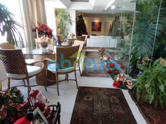 Imagem Cobertura com 7 Quartos à Venda, 647 m² em Copacabana - Rio De Janeiro Imagem Cobertura com 7 Quartos à Venda, 647 m² em Copacabana - Rio De Janeiro