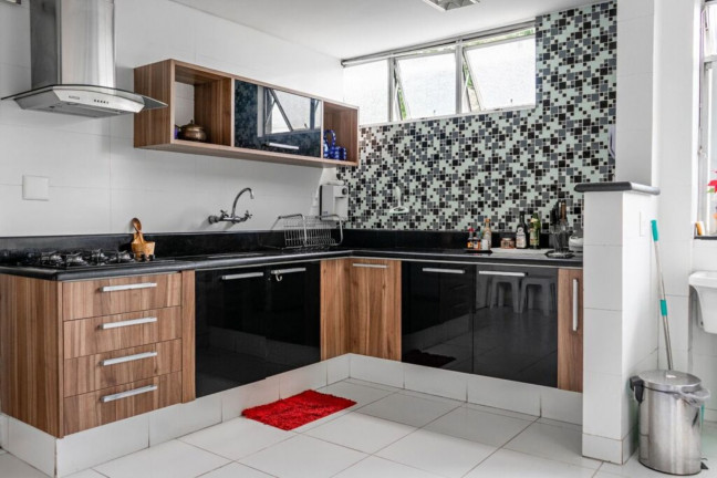 Imagem Imóvel com 3 Quartos à Venda, 152 m² em Botafogo - Rio De Janeiro Imagem Imóvel com 3 Quartos à Venda, 152 m² em Botafogo - Rio De Janeiro