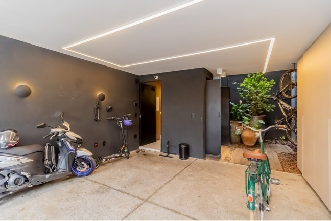 Imagem Casa com 1 Quarto à Venda, 138 m² em Vila Nova Conceição - São Paulo Imagem Casa com 1 Quarto à Venda, 138 m² em Vila Nova Conceição - São Paulo