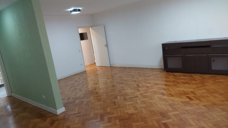 Imagem Apartamento com 3 Quartos para Alugar, 130 m² em Campo Belo - São Paulo Imagem Apartamento com 3 Quartos para Alugar, 130 m² em Campo Belo - São Paulo