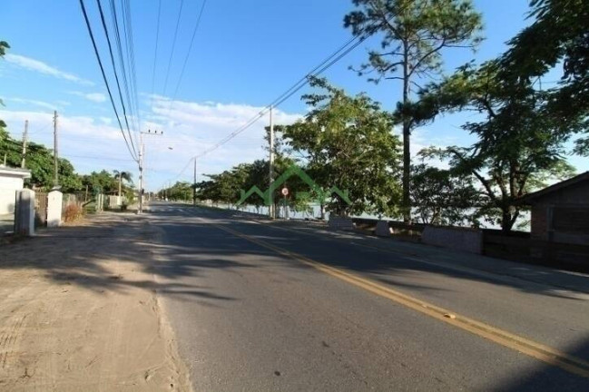 Imagem Sobrado com 2 Quartos à Venda, 115 m² em Costeira - Balneário Barra Do Sul Imagem Sobrado com 2 Quartos à Venda, 115 m² em Costeira - Balneário Barra Do Sul