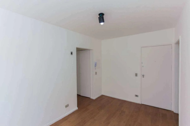 Imagem Apartamento com 1 Quarto à Venda, 37 m²